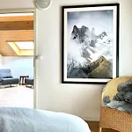 Relaxed Loft Between & Mountains Lejlighed