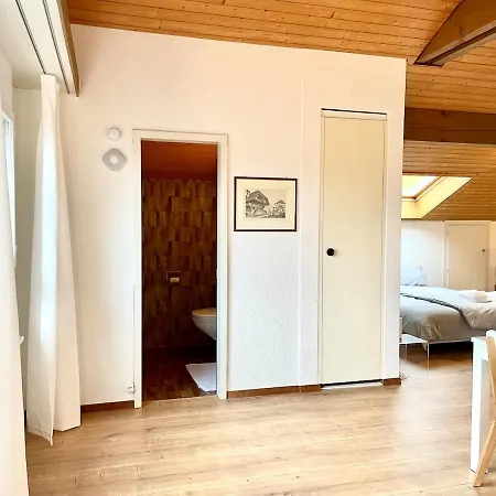 Relaxed Loft Between & Mountains Lägenhet