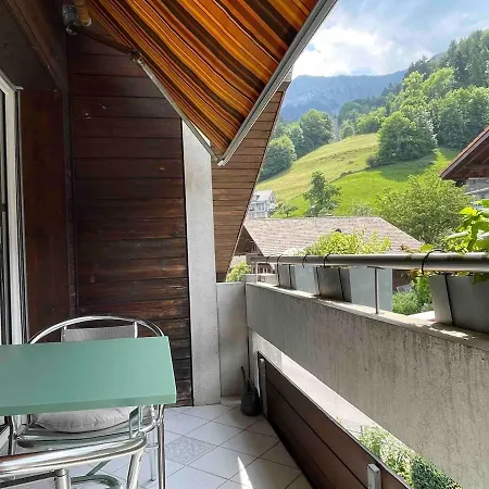 Relaxed Loft Between & Mountains * Leissigen